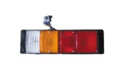 D-MAX'02 TAIL LAMP