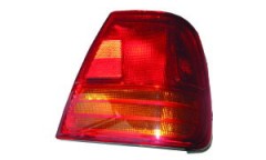 SWIFT '90，'96 TAIL LAMP
      