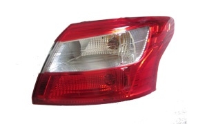 Focus'12(Four door) TAIL LAMP(OUTSIDE)