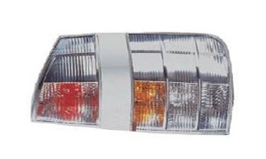 NOAH '03-'06 TAIL LAMP