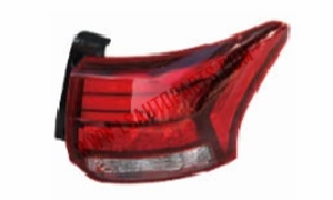 OUTLANDER'16 TAIL LAMP OUTSIDE