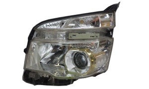 NOAH/VOXY'07 HEAD LAMP