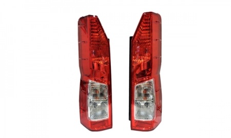 2019 TOYOTA HIACE  TAIL LAMP