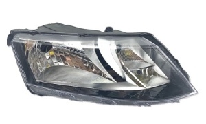 SKODA RAPID 2018 HEAD LAMP