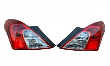 NISSAN  VERSA 2016  TAIL LAMP