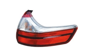 SIENNA 2015 USA TAIL LAMP (OUTER)