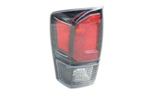 TACOMA 2020 USA TAIL LAMP 3 (white cover,paint black,black frame)