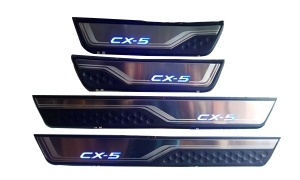CX-5 2017 DOOR SILL PLATE WITH LED（OEM) SS