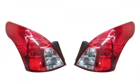 SUNNY'11 TAIL LAMP