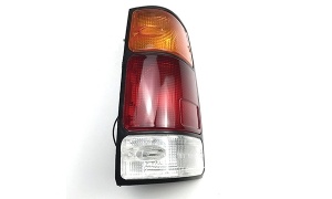 KB20/42 '89 PICK-UP TAIL LAMP(BLACK)