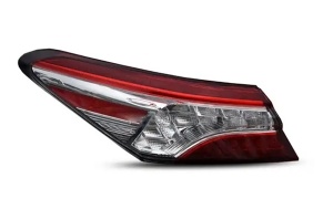 TOYOTA CAMRY 2022 TAIL LIGHT OUTTER MIDDLE EAST