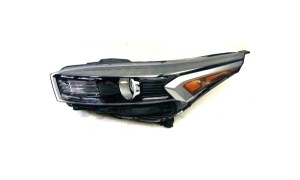 K3/CERATO 2021 HEAD LAMP WITH YELLOW PAILLETE