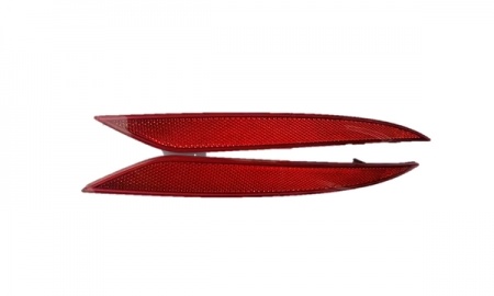 Giulia '16 REAR BUMPER REFLECTOR