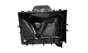 POLO VENTO'15 BATTERY BASE