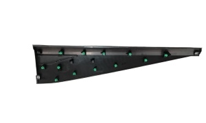 SEAGULL Right front door apron