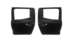 L200'23 REAR DOOR