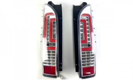 HIACE '05-'18 Tail Lamp clear white+red