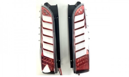 HIACE '05-'18 Tail Lamp red+white Streamer lamp