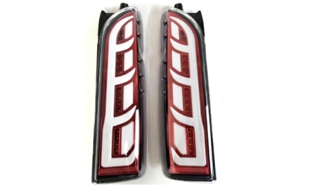 HIACE '05-'18 Tail Lamp red+white