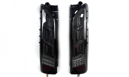 HIACE '05-'18 Tail Lamp smoke+white Streamer lamp