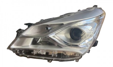 TOYOTA VITZ NSP 130'24 HEAD LAMP