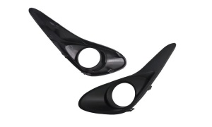 TOYOTA QAUA'18 FOG LAMP COVER